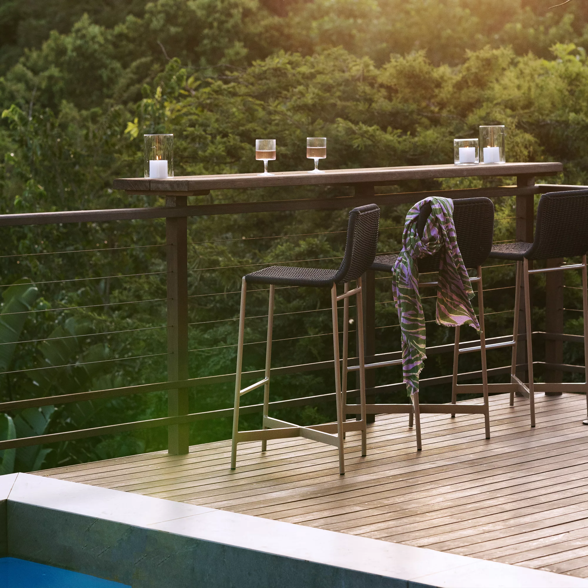 Zinzi Bar Chair - Image 2