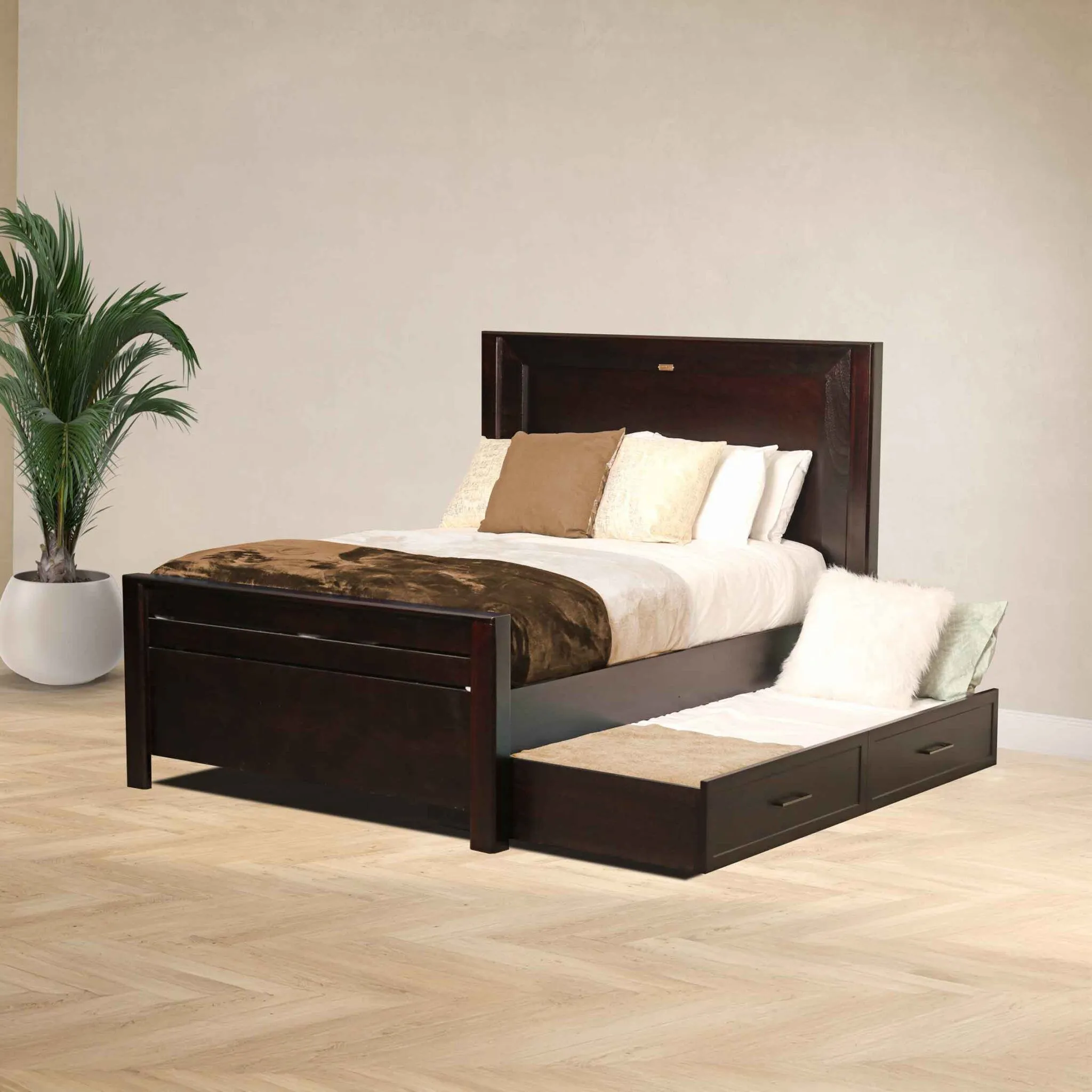 Pull Out Bed - Image 2